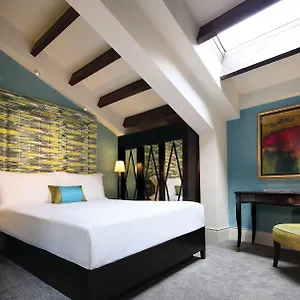 Aurum Royal 4*, Singapore Singapura