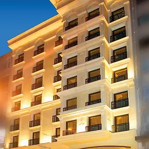 The Time Old فندق