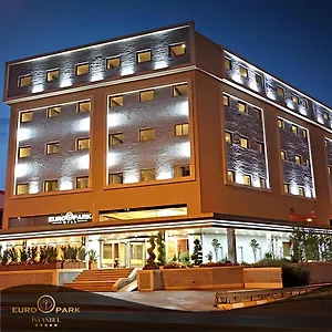 Euro Park فندق