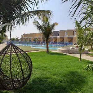 السعادة منتجع