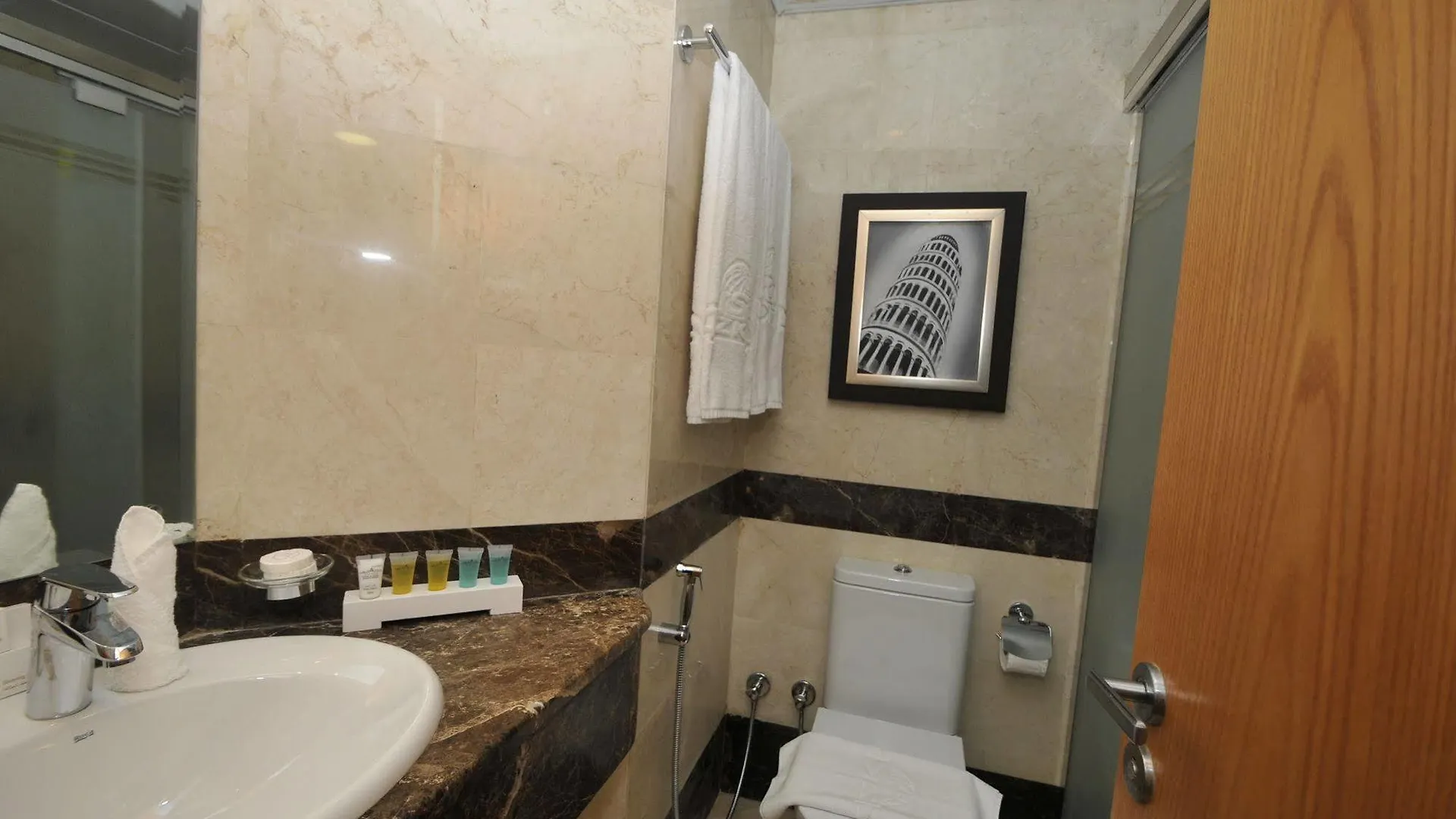 Azka Al Safa Hotel Mecca 3*,  Saudi Arabia
